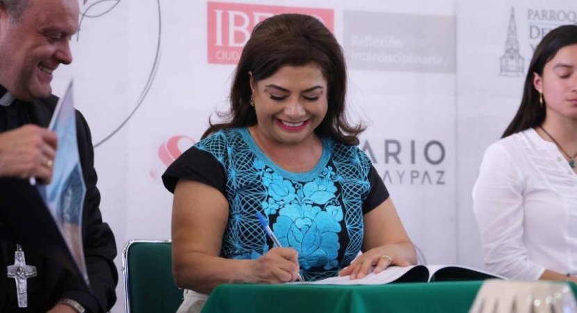 [Cronica] Clara Brugada firma Compromiso por la Paz y propone un modelo inclusivo para la CDMX